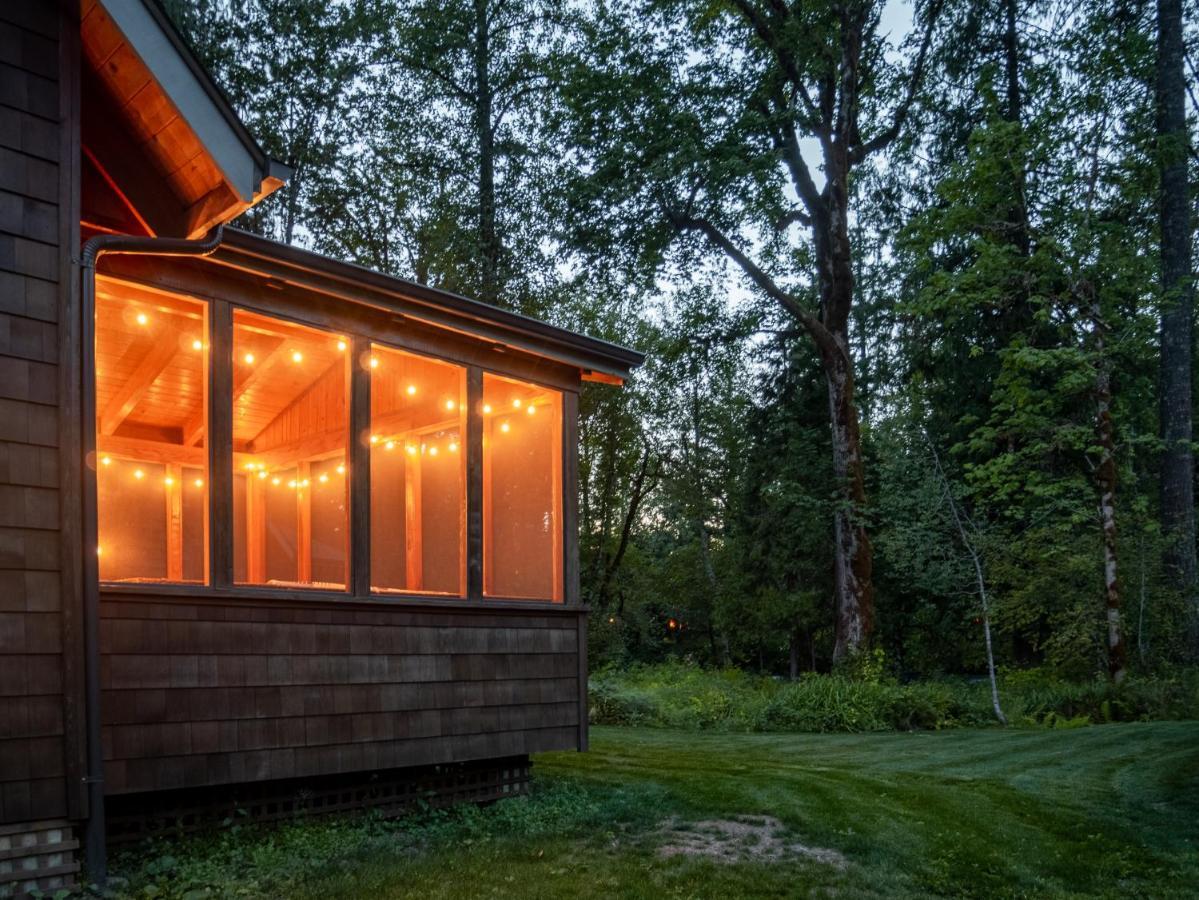 On The River Wooded Bliss Cabin Near Loloma McKenzie Bridge מראה חיצוני תמונה